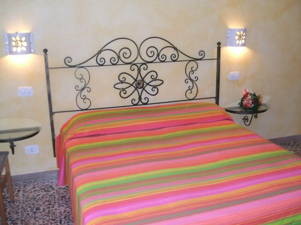 Su Ghindalu Guesthouse 3*, Villanova Monteleone Italien