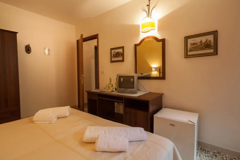 Su Ghindalu Guesthouse Villanova Monteleone