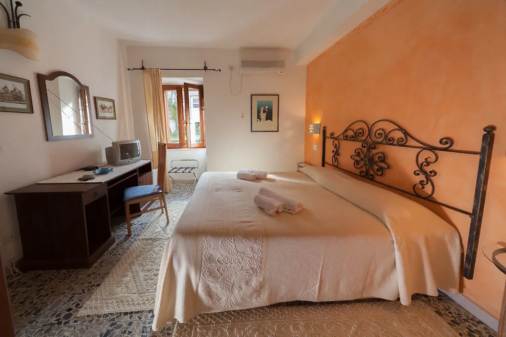 Guest house Su Ghindalu Guesthouse